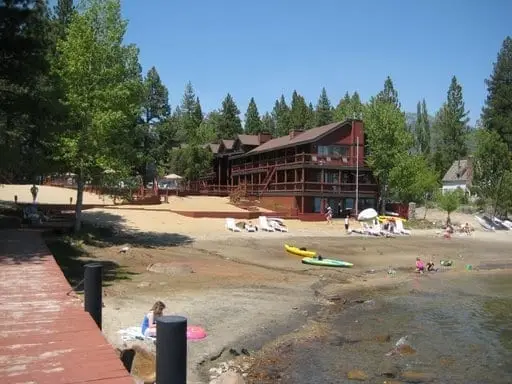 Lake Tahoe Lodging and Accommodations | Go Tahoe North